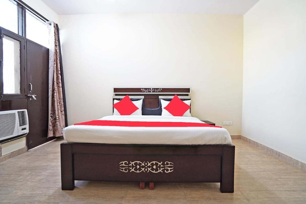 Oyo 46744 Hotel Yash New Delhi Exterior foto