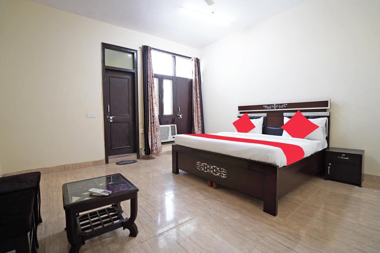 Oyo 46744 Hotel Yash New Delhi Exterior foto