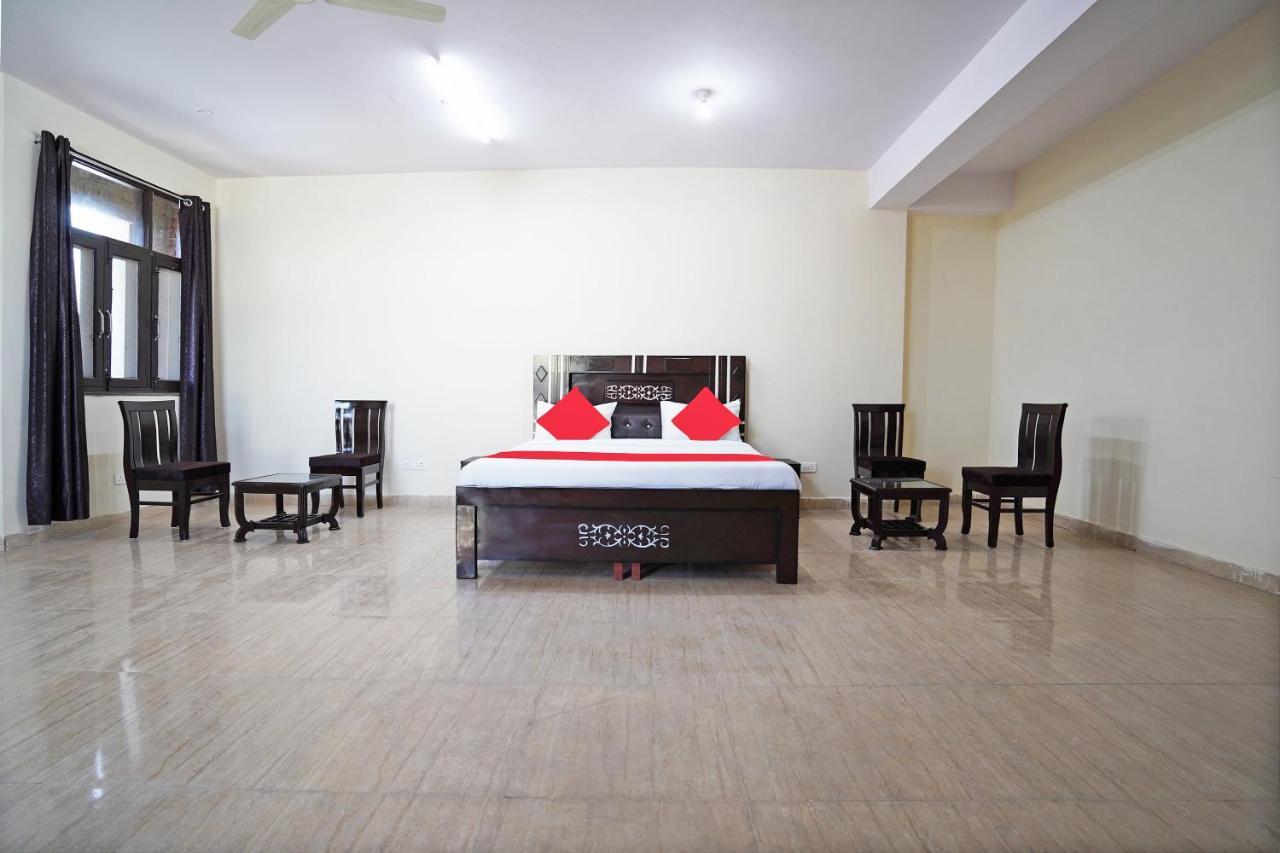 Oyo 46744 Hotel Yash New Delhi Exterior foto